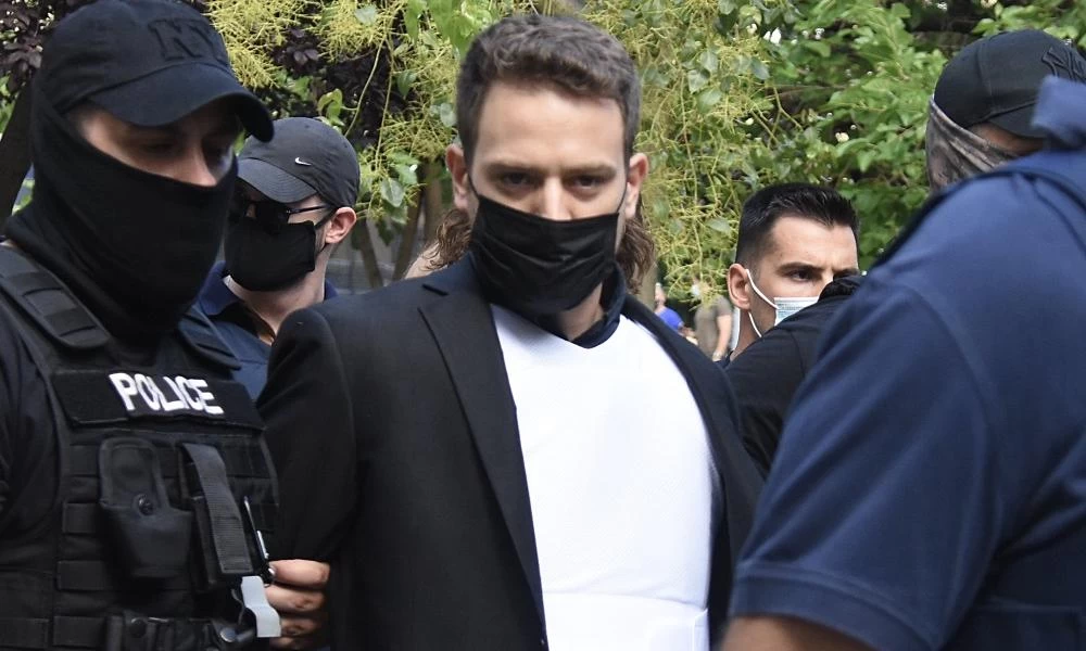 Ο "ερωτύλος" Μπάμπης! Η σχέση του με 16χρονη, ο μεγάλος έρωτας και οι υποψίες της Καρολάιν